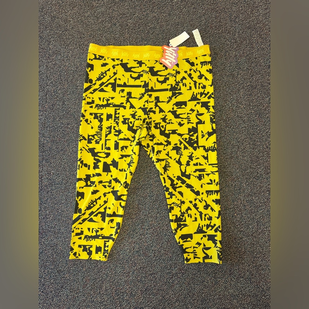 YITTY Yellow and Black Patterned Leggings